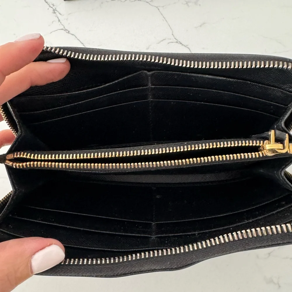 Prada Large Black Saffiano Leather Zip Wallet - Picture 5 of 8